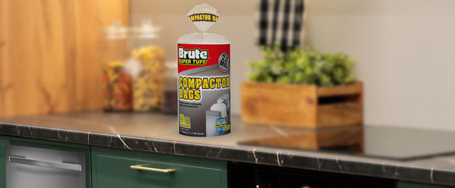 Pack of Brute Compactor Bags on kitchen counter